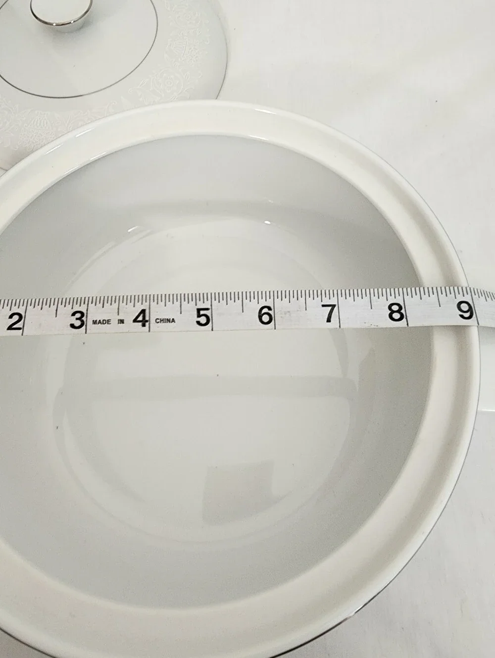 Crown Victoria Porcelain 2 Quart Round Covered Cassorole Dish Discontinued